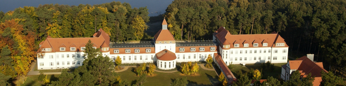 Salus-Klinik GmbH &amp; Co. Lindow KG  cover